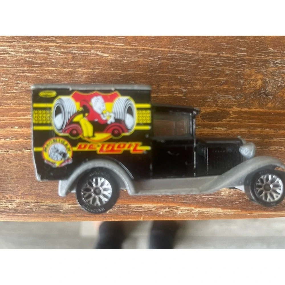 Matchbox Ford ‎ Diecast Van